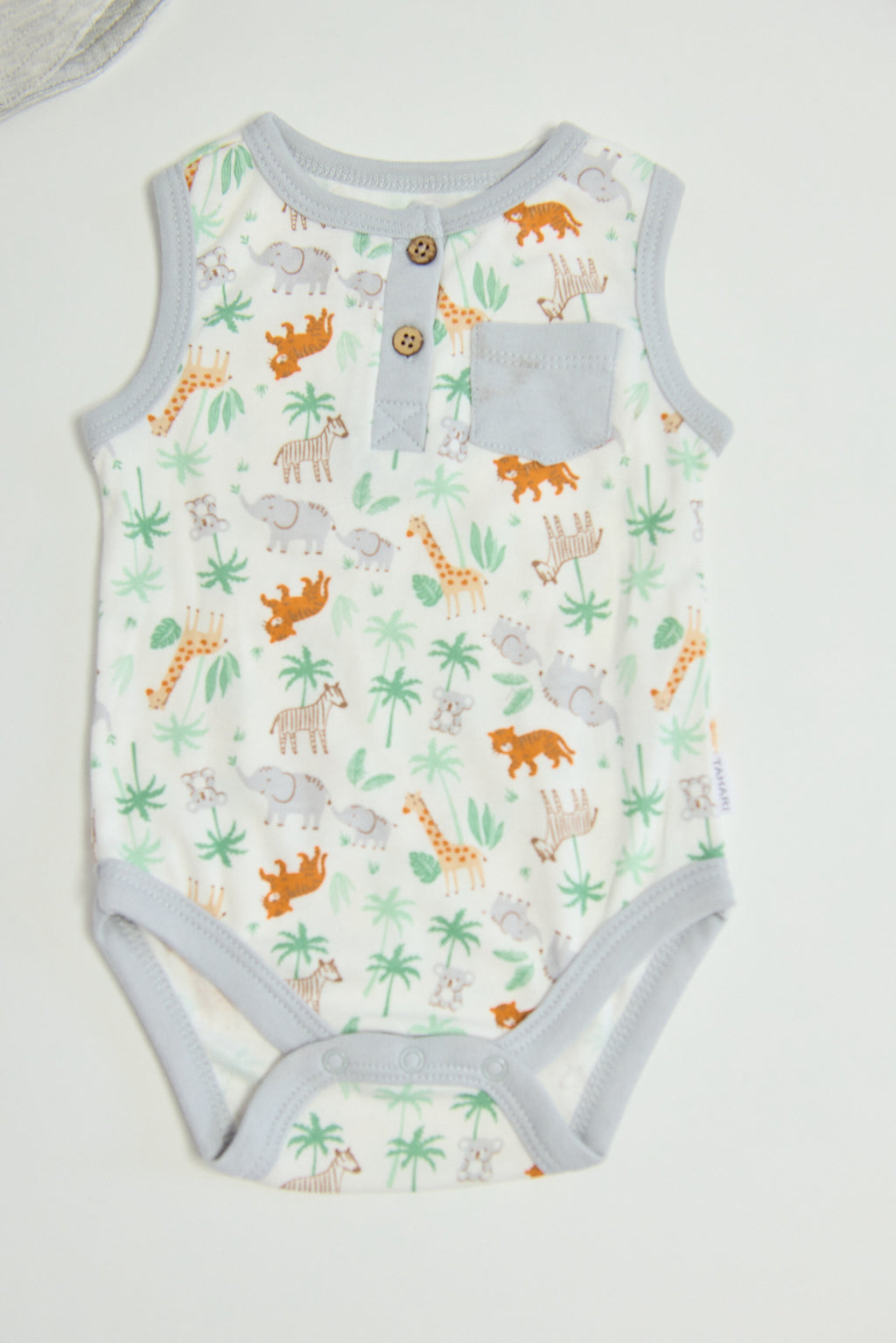 Set de Rompers y sombrerito Tahari Baby🐘