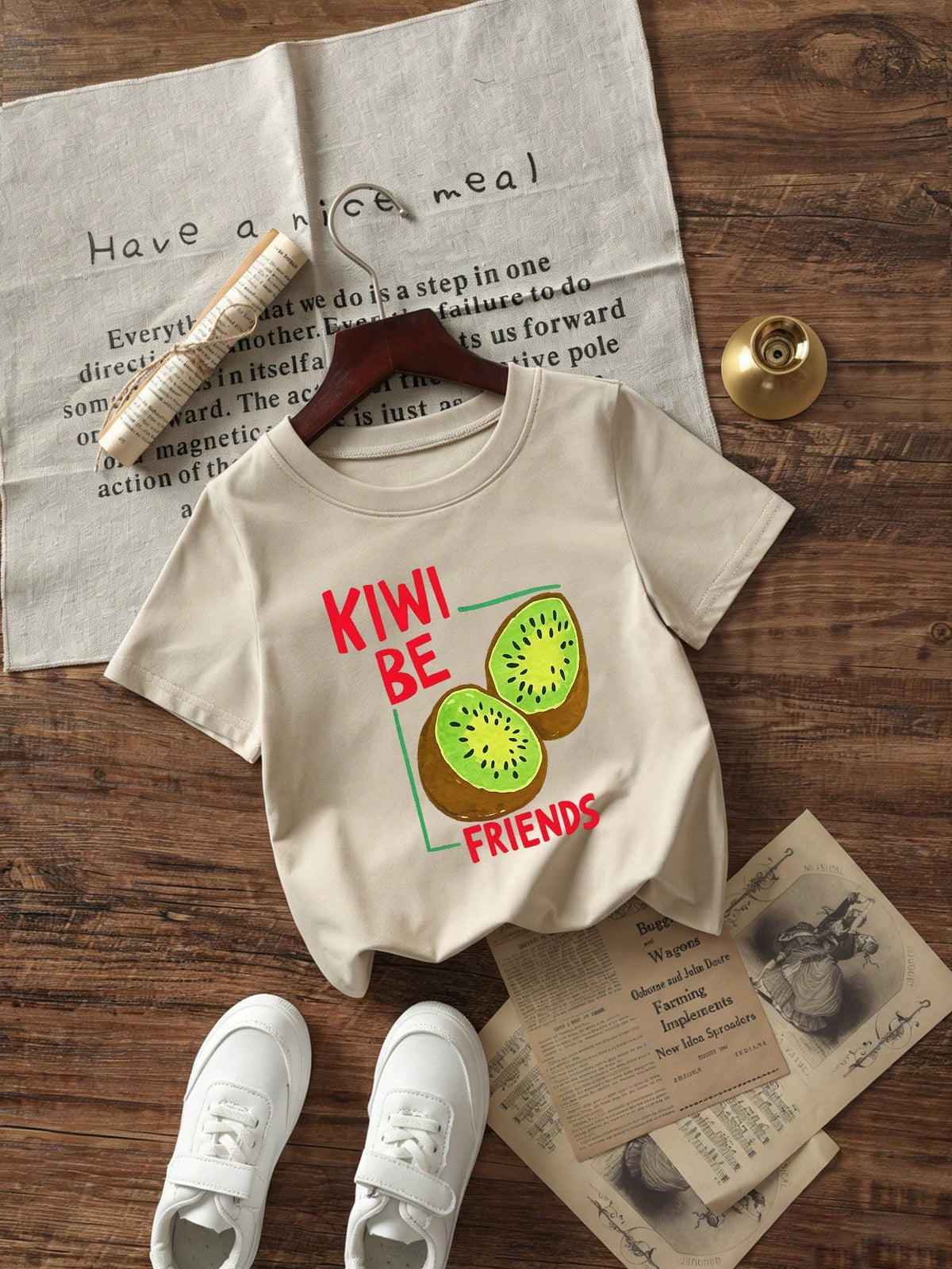 Kiwi Be Friends Tee 🥝