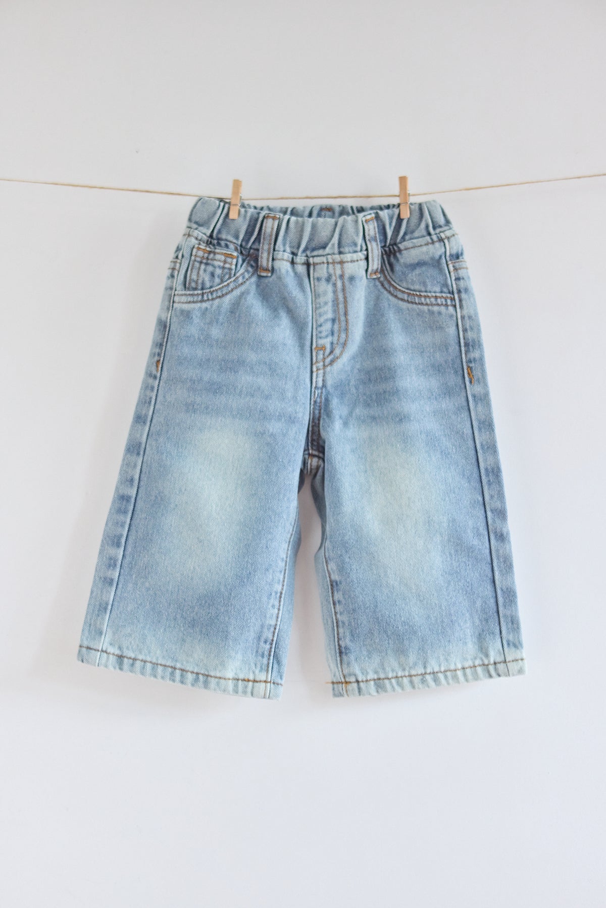 Wide Leg Jeans with Elastic Waistband 👖