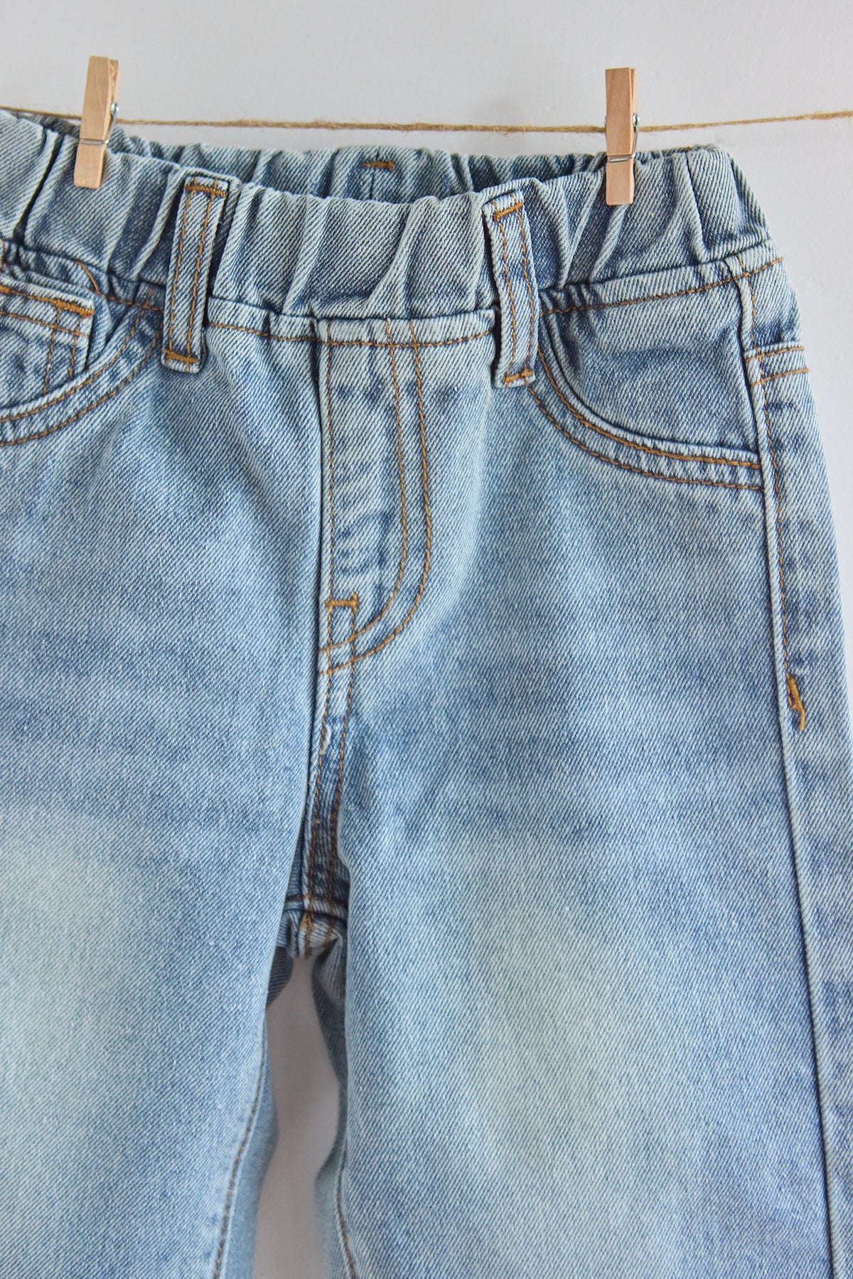 Wide Leg Jeans with Elastic Waistband 👖