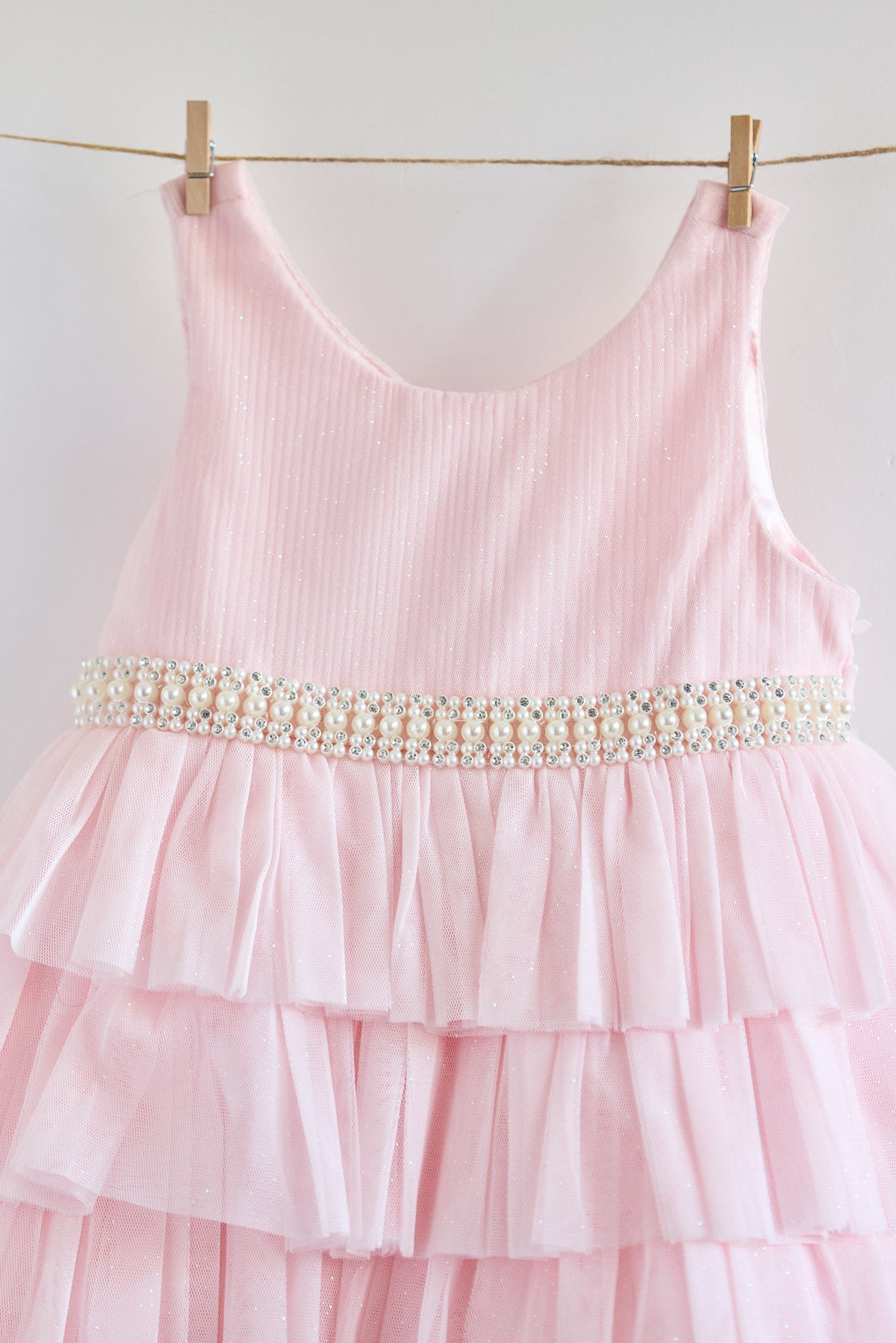 Vestido Rosa Con Perlitas y Calzón 🌸